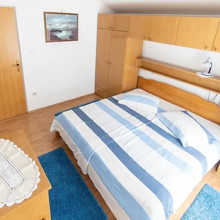 Gostinjska kuća And By The Sea Palit, Rab - 5010 Palit